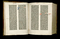 Image of the Gutenberg Bible open to pages 025 verso and 026 recto.
